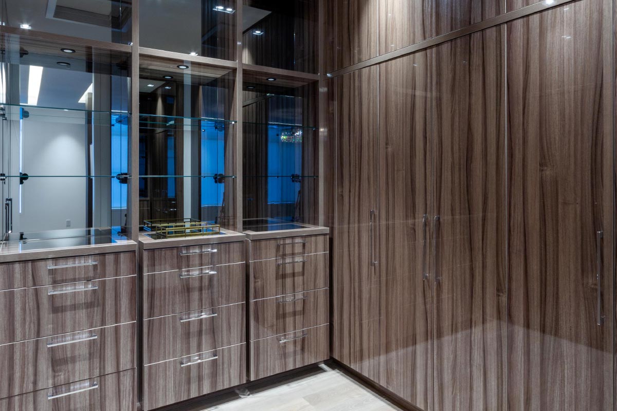 Mississauga modern residential interior