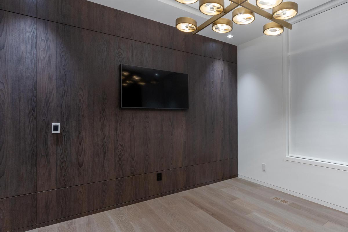 Mississauga modern residential interior