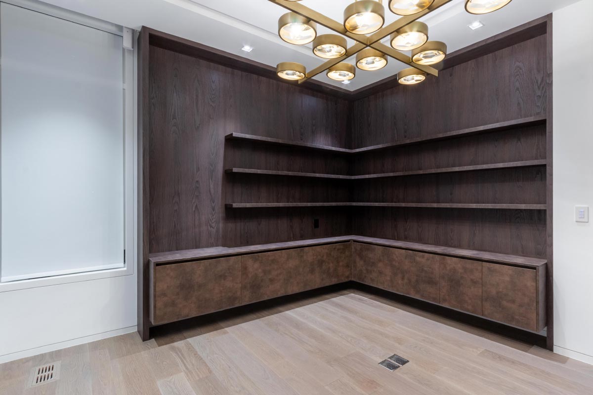 Mississauga modern residential interior