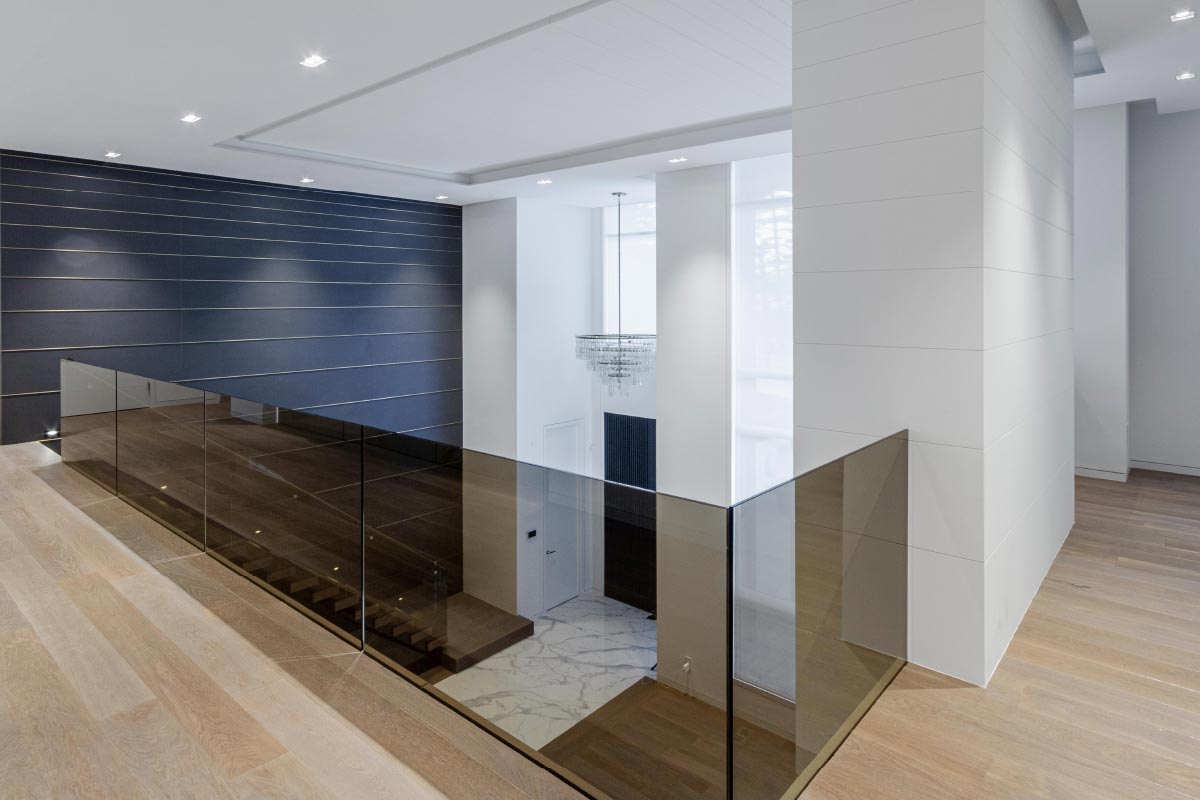 Mississauga modern residential interior