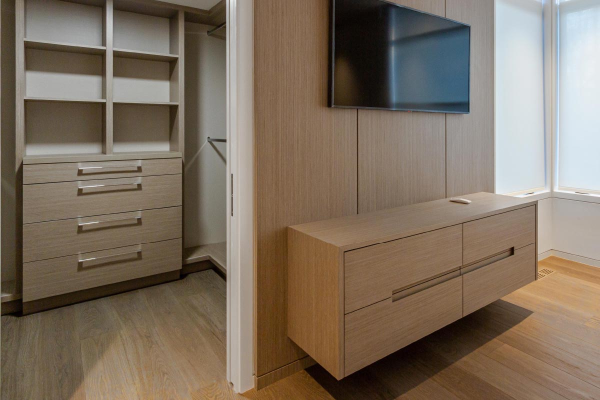 Mississauga modern residential interior