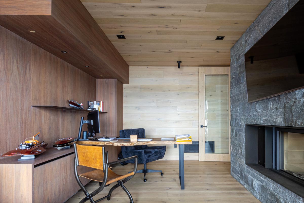 Muskoka Cottage interior and millwork