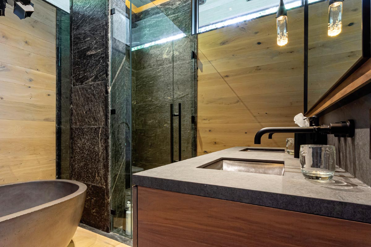 Muskoka Cottage interior and millwork