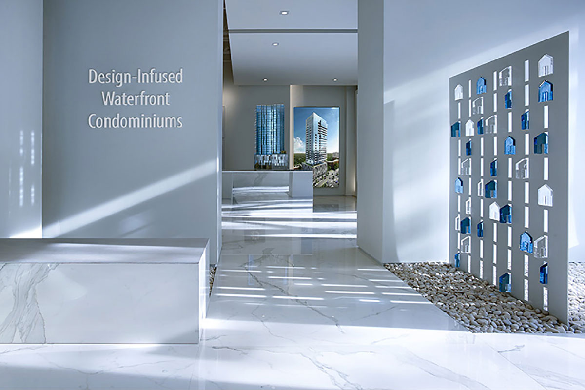 Nautiques Sales Centre interior