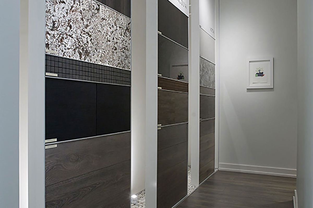 Nautiques Sales Centre interior